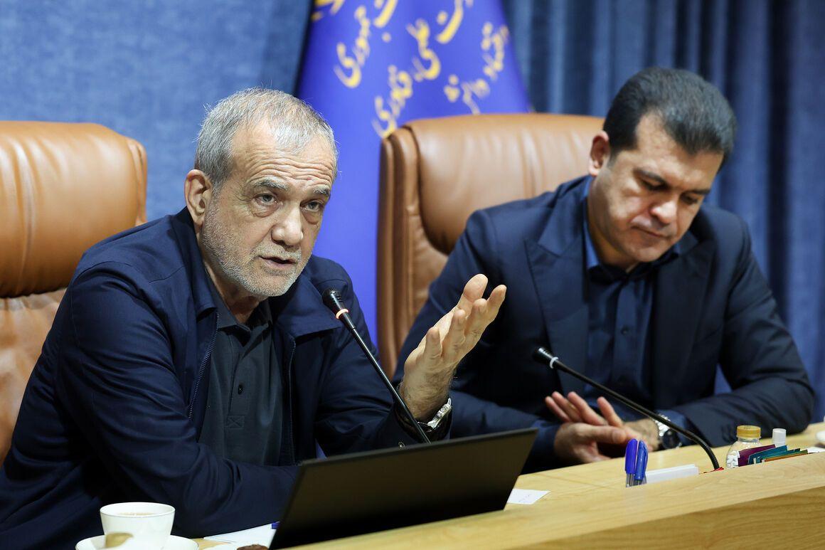 هدررفت میلیاردها دلار از گازهای مشعل باید متوقف شود