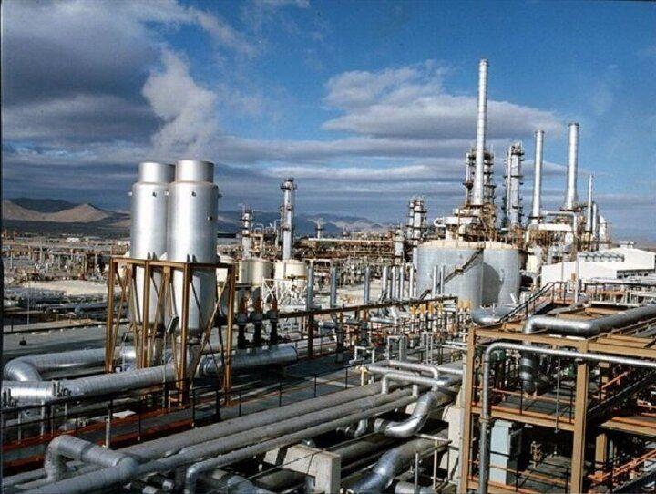 صنایع شیمیایی زیر فشار هم‌زمان شوک ارزی و گلوگاه حمل‌ونقل